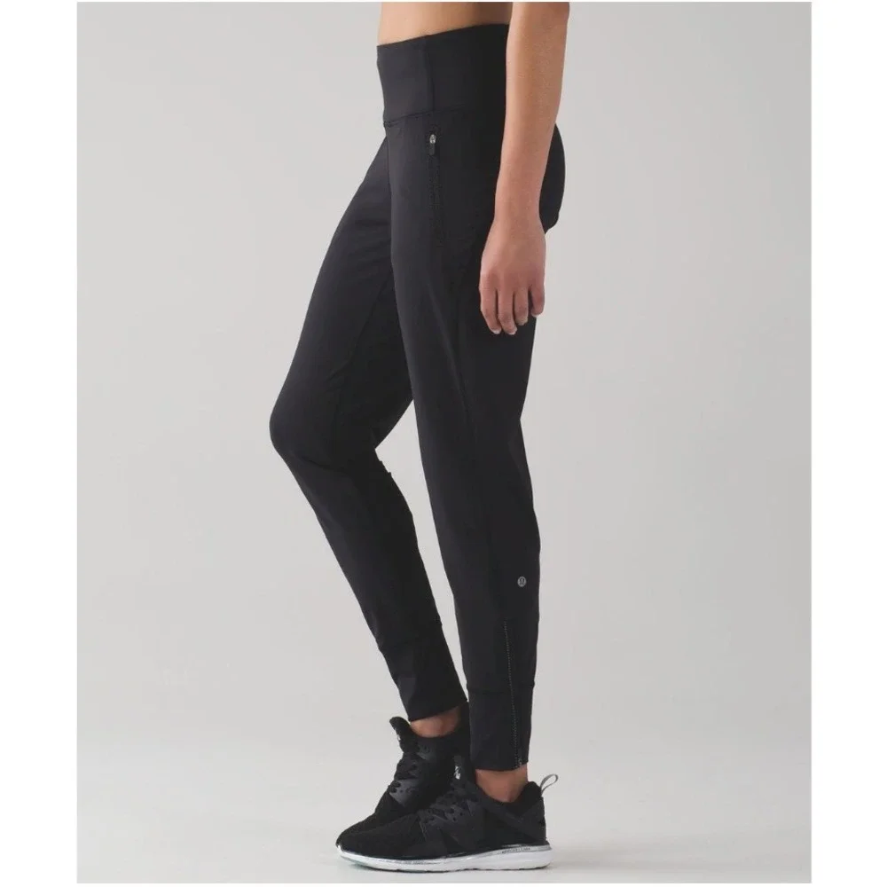 Lululemon Fresh Tracks Pant II Black Size 6‎